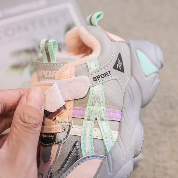 Dnevne tenisice za djevojčice s naljepnicama i vezicama