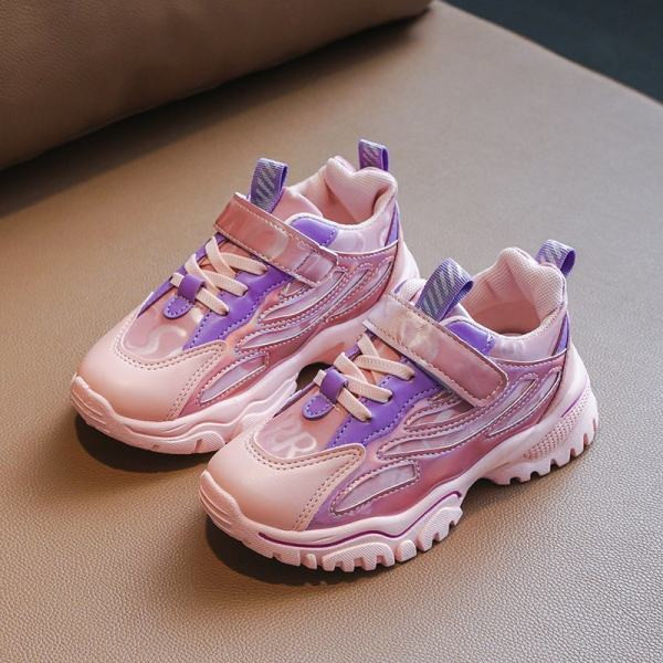 Παιδικά αθλητικά  παπούτσια με γυαλιστερό αποτέλεσμα και τραχιά σόλα