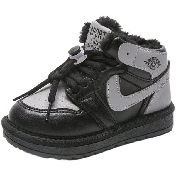 Αθλητικά παπούτσια φθινοπώρου-χειμερινά με επένδυση έως τον αστράγαλο