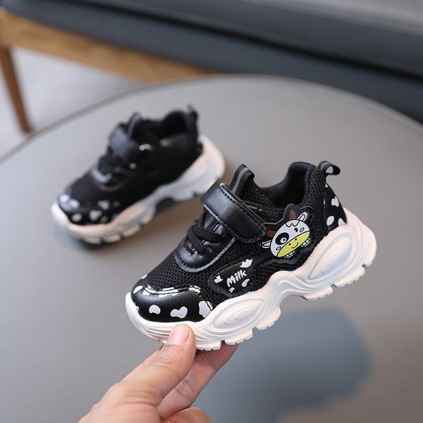 Moderne dječje tenisice s aplikacijom