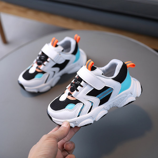 Odiniai vaikiški sportbačiai mergaitėms su lipdukais