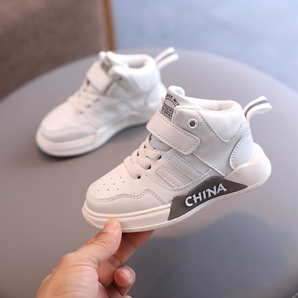 Νέο μοντέλο παιδικά αθλητικά παπούτσια από δέρμα faux για κορίτσια