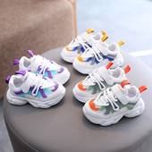 Adidași sport și de zi cu zi pentru copii în alb