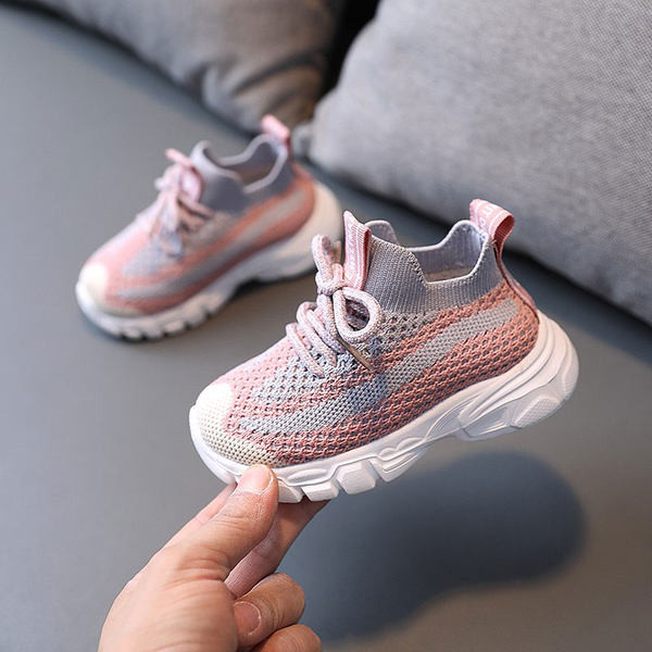 Παιδικά αθλητιά παπούτσια από ύφασμα με κορδόνια - για κορίτσια και αγόρια