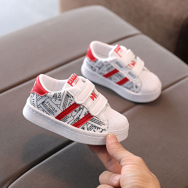 Dječje tenisice s čičak kopčanjem i ravnim potplatom