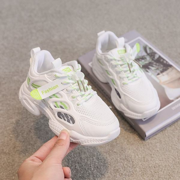 Baltas, elpojošas bērnu kedas meitenēm