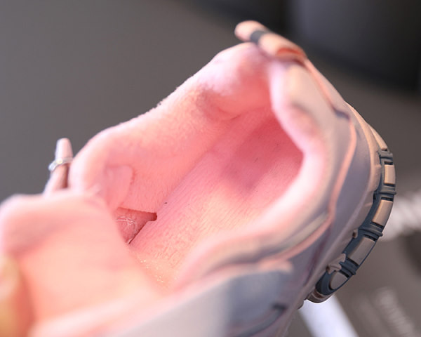 Adidași pentru copii cu căptușeală caldă, autocolante și cravate