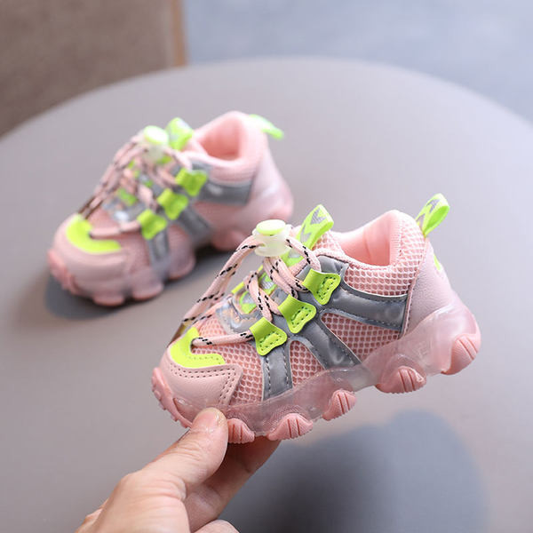 Sportske dječje svjetleće tenisice s vezicama