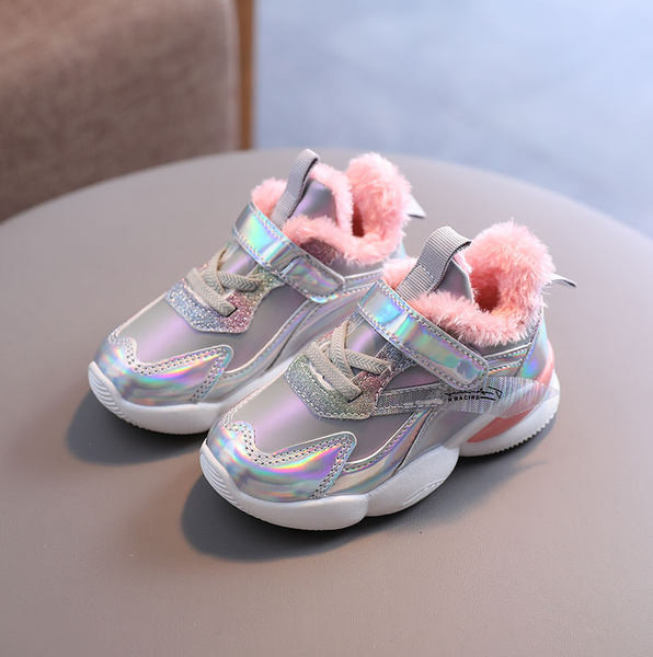 Adidași moderni pentru copii cu căptușeală caldă