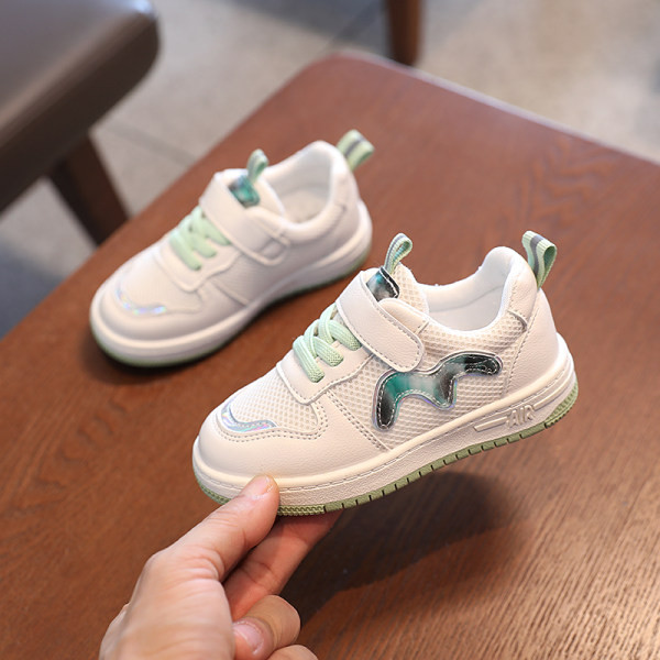 Prozračne dječje tenisice s ravnim potplatom i mrežicom