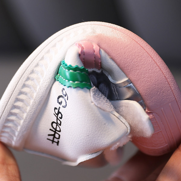 Adidași pentru copii cu căptușeală caldă în trei culori