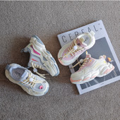 Novi model proljetnih tenisica sa vezicama i grubim đonom