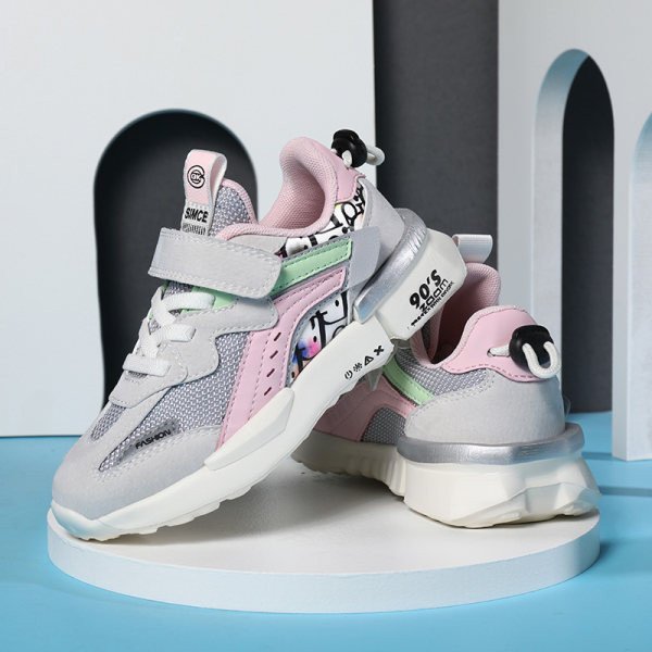 Adidași moderni pentru copii cu plasă - pentru fete și băieți