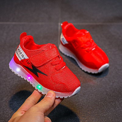 Svjetleće dječje tenisice s naljepnicama - ravni potplat