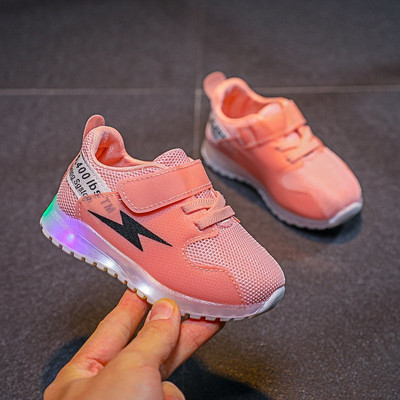 Svjetleće dječje tenisice s naljepnicama - ravni potplat