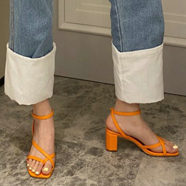 Ležerne ženske kožne sandale s debelom petom