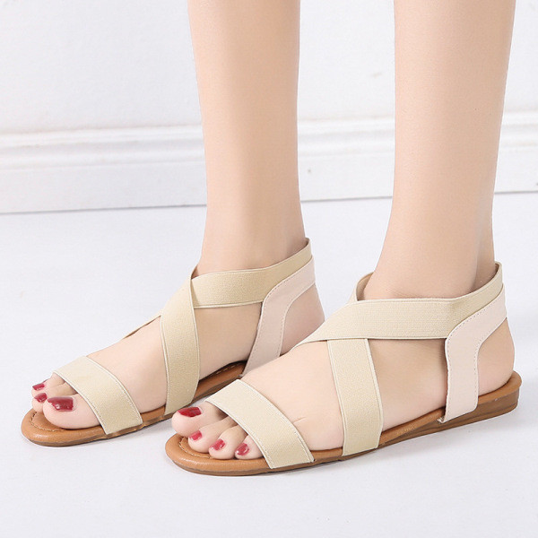 Ležerne sandale s elastičnim remenom