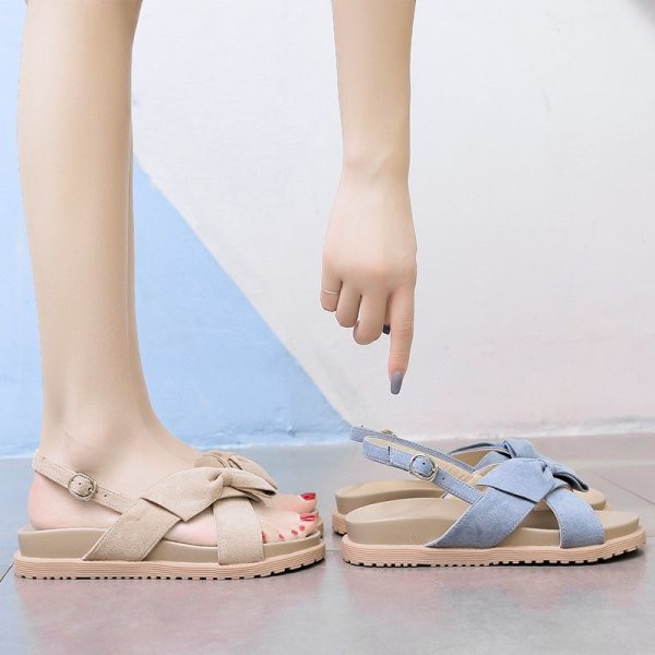Ležerne ženske sandale s trakom i ravnim potplatom