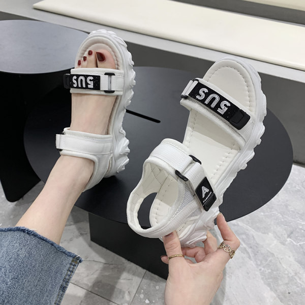 Ležerne ženske sandale s potplatom od 4 cm