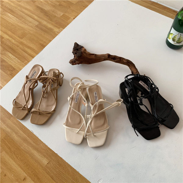 Moderne ženske sandale od umjetne kože s remenčićima - rimski stil