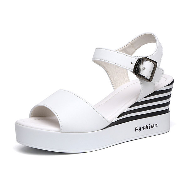 Novi model casual ženskih sandala od eko kože sa visokom platformom 6,5 cm