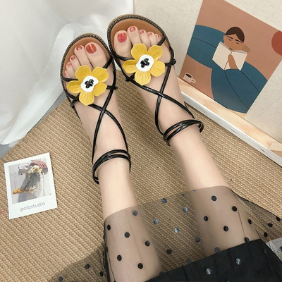 Γυναικεία σανδάλια με τρισδιάστατα λουλούδια και φερμουάρ