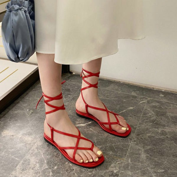 Ležerne ženske sandale s remenom od umjetne kože