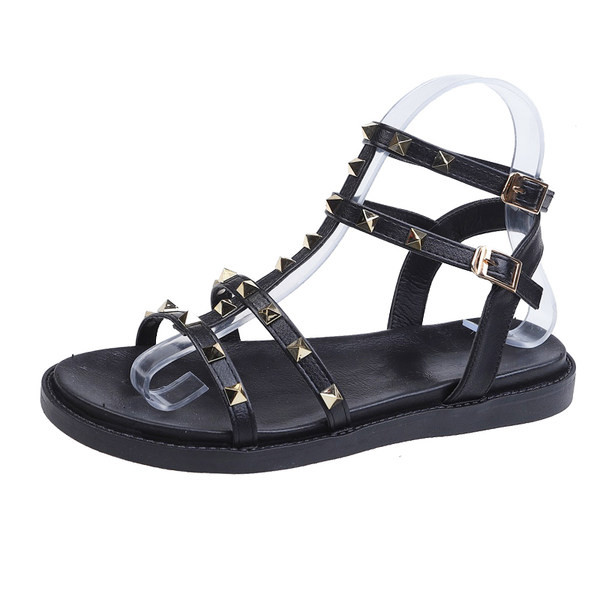 Moderne ženske sandale s ušicama i remenom