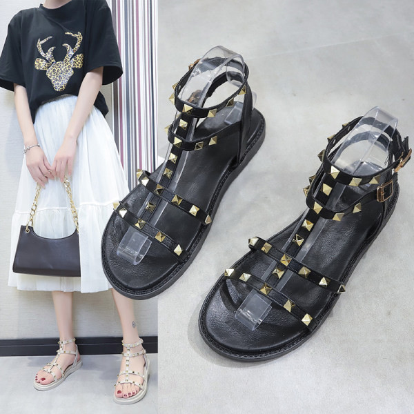 Moderne ženske sandale s ušicama i remenom