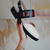 Modernus smailus basučių modelis pagamintas iš eko odos su sagtimi