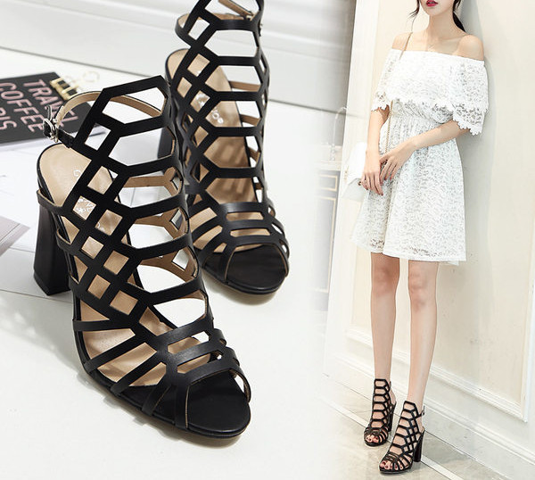 Sandale moderne cu toc, cu bretele subțiri din piele ecologică