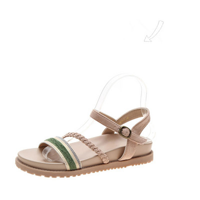 Aktuelne ženske sandale sa ravnim đonom i kopčom