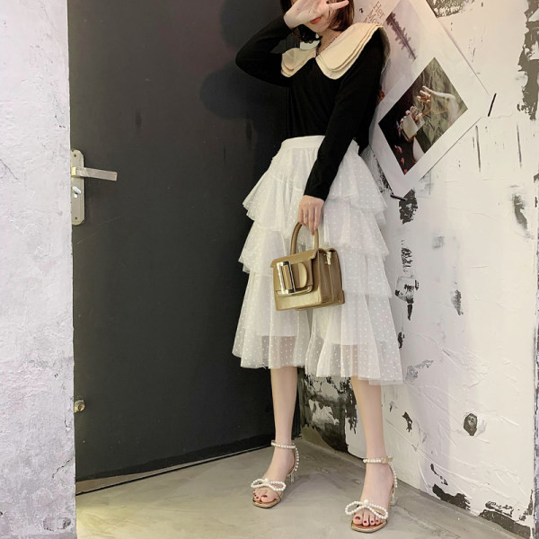 Sandale de dama moderne cu perle si toc patrat