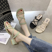 Ženske sandale od eko kože na nisku potpeticu