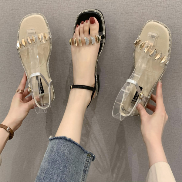 Novi model ženskih sandala sa ravnim đonom - dvije boje