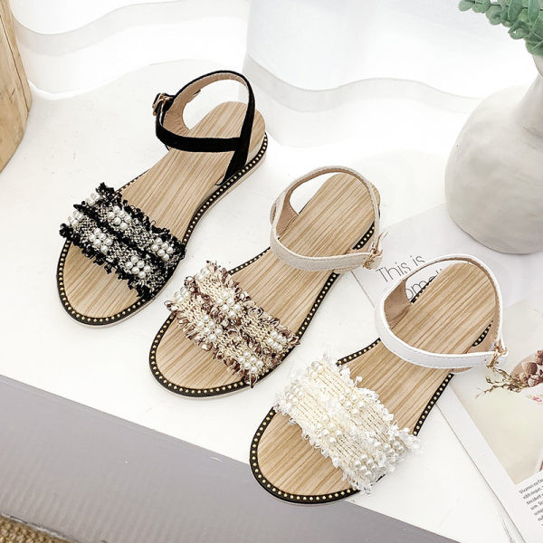 Aktuelne ženske sandale sa biserima