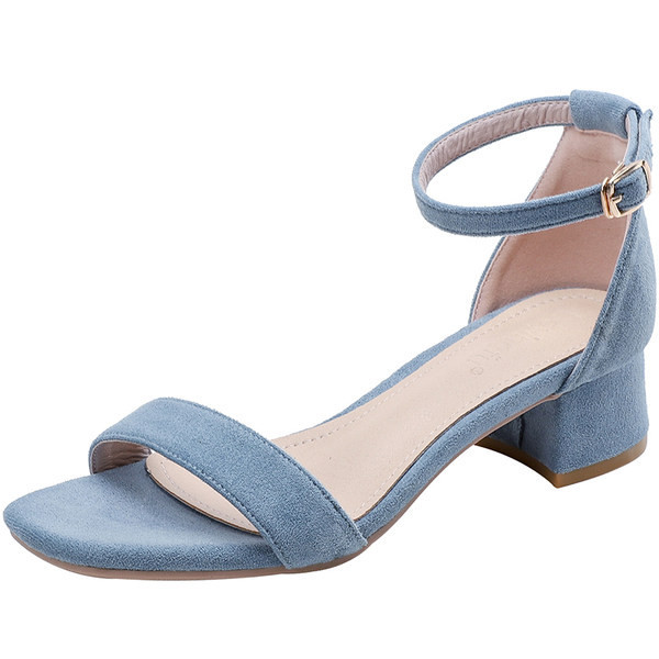 Model nou de sandale de dama din piele intoarsa cu toc patrat