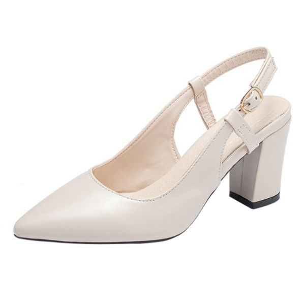 Proljetno-jesenski model sandala na špic od eko kože