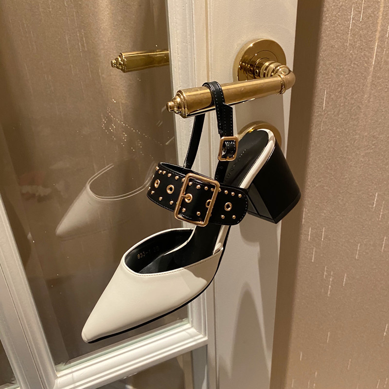 Sandale de dama moderne cu catarama si toc gros - trei culori