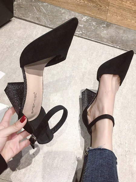 Sandale de dama model foarte ascutit cu toc gros cu particule lucioase