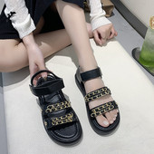 Ženske sandale u bijeloj i crnoj boji sa ravnim đonom