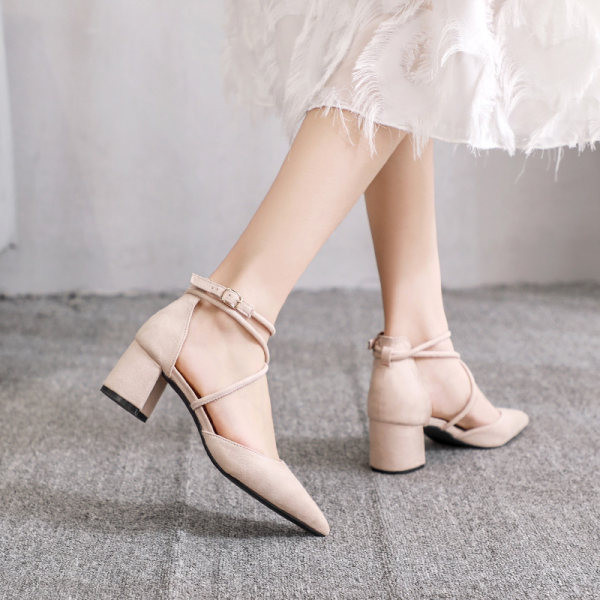 Sandale de dama moderne cu bretele - model ascutit