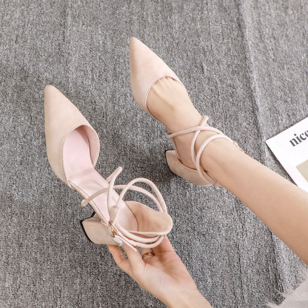 Sandale de dama moderne cu bretele - model ascutit