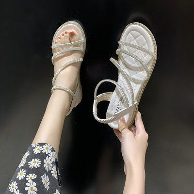 Ženske sandale sa kamenčićima i ravnim đonom u dvije boje