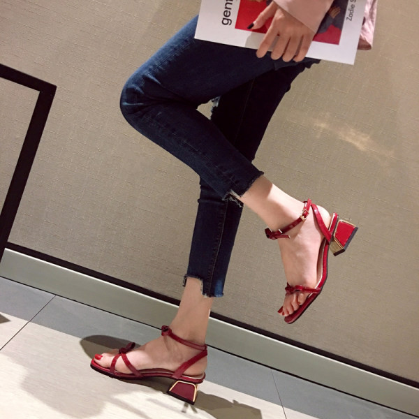 Sandale de dama moderne cu bretele