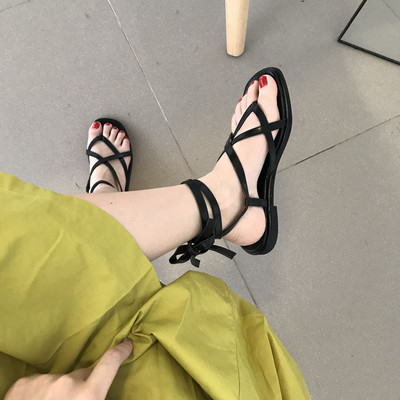 Model nou de sandale de dama din piele cu bretele in trei culori
