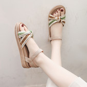 Šarene ženske sandale s kopčom i ravnim potplatom