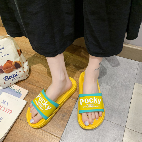 Novi model ženskih casual papuča sa natpisom u više boja