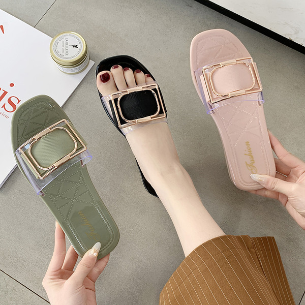 Papuci de dama cu element metalic si talpa plata