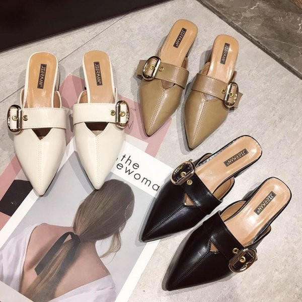 Ženske papuče od umjetne kože s kopčom